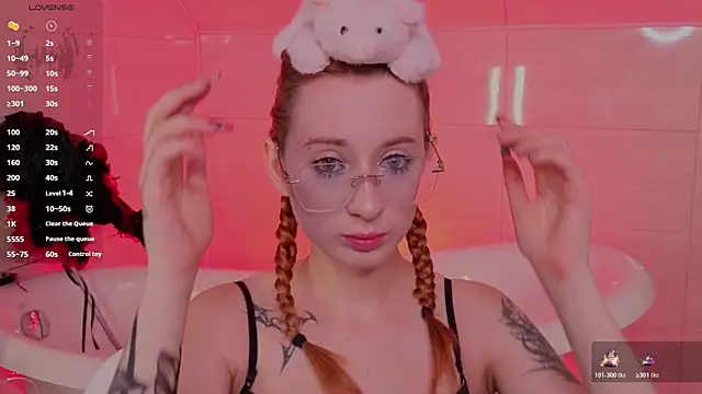 Snapshot of WICKEDEMBER chatting on July 10, 2:33 am WICKEDEMBER online show from July 10, 2:33 am