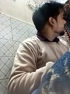 naughtyboyjii online show from January 13, 10:41 am