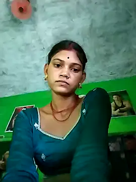 Snapshot of Jooli_cuty chatting on May 16, 1:26 am Jooli cuty online show from May 16, 1:26 am