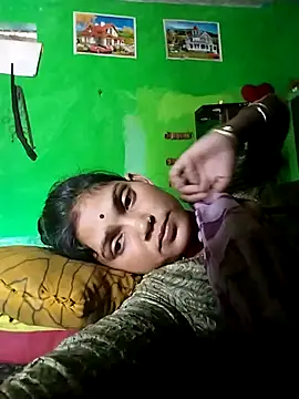 Snapshot of Jooli_cuty chatting on June 2, 4:34 am Jooli cuty online show from June 2, 4:34 am
