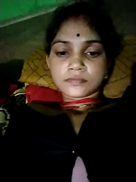 Snapshot of Jooli_cuty chatting on May 19, 4:47 pm Jooli cuty online show from May 19, 4:47 pm
