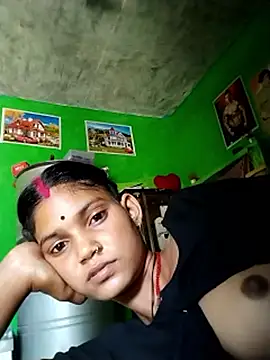 Jooli cuty online show from April 2, 4:41 am