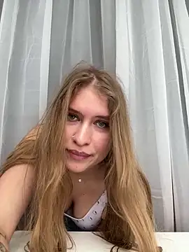 Snapshot of Eva_Renny chatting on November 5, 6:38 am Eva Renny online show from November 5, 6:38 am