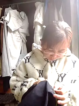 be-yeu online show from November 13, 1:53 am