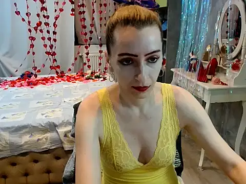 Snapshot of AnneDevrim chatting on February 7, 7:16 am AnneDevrim online show from February 7, 7:16 am