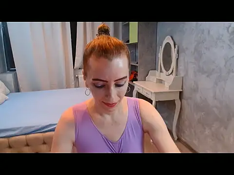 AnneDevrim online show from November 6, 7:01 am