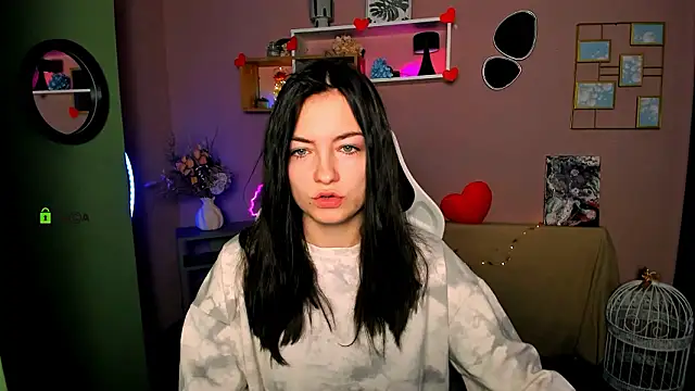 baby hotte online show from February 12, 8:14 am