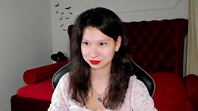 SaraDenars online show from November 17, 5:22 am