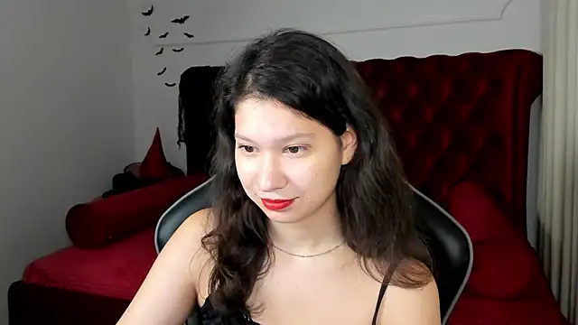 SaraDenars online show from November 6, 6:28 am