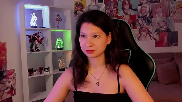 SaraDenars online show from November 12, 5:55 am