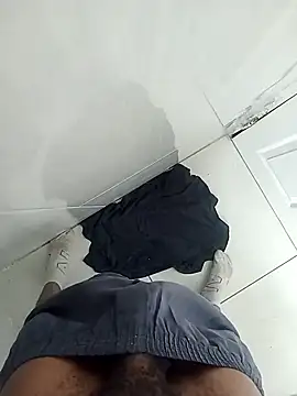 UNCLEZESTYY online show from March 22, 11:45 am