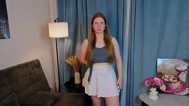 MowasaBritten online show from December 17, 3:17 pm