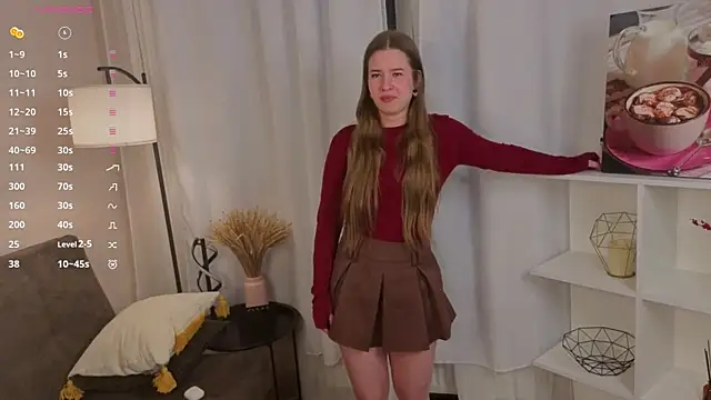 MowasaBritten online show from March 31, 5:37 pm