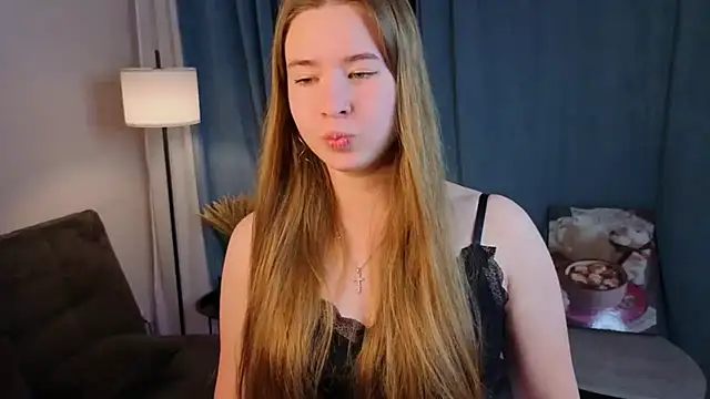 MowasaBritten online show from December 15, 2:45 pm