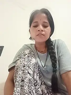 Snapshot of Sanjna_babby chatting on May 18, 11:20 pm Sanjna babby online show from May 18, 11:20 pm
