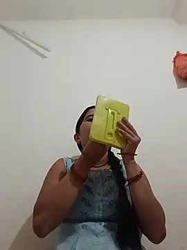 Snapshot of Sanjna_babby chatting on June 16, 12:05 pm Sanjna babby online show from June 16, 12:05 pm
