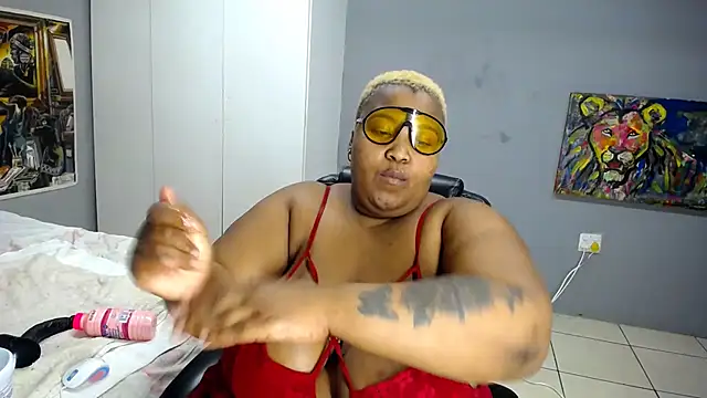 BigAssBBW24 online show from April 15, 2:43 pm