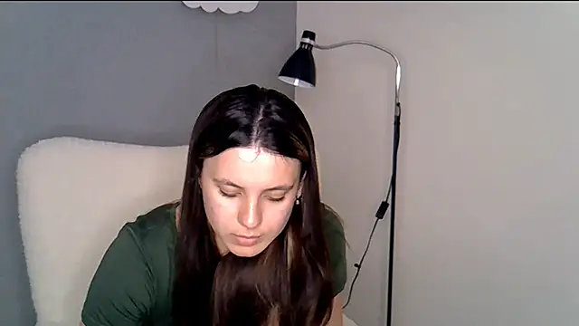 KiraHoney online show from April 23, 7:26 pm