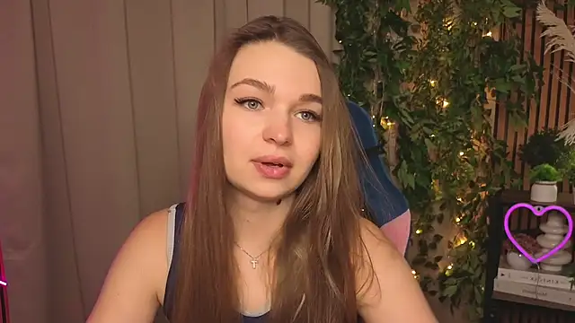 MaryHamilton online show from November 26, 2:17 pm