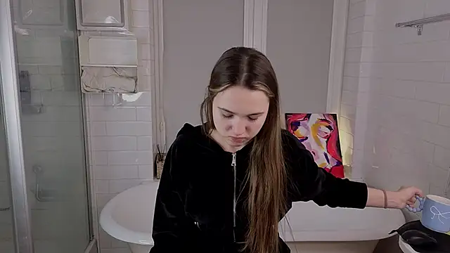 LeenaPuita online show from February 23, 4:51 pm