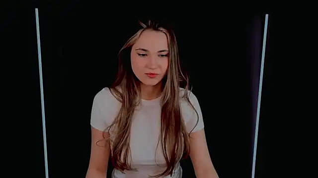 Snapshot of LeenaPuita chatting on January 9, 4:25 pm LeenaPuita online show from January 9, 4:25 pm