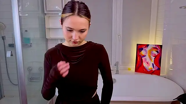 Snapshot of LeenaPuita chatting on January 15, 6:11 pm LeenaPuita online show from January 15, 6:11 pm