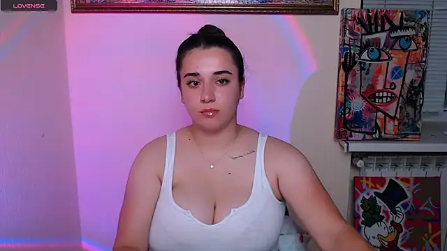 Snapshot of AlinaDoll_ chatting on June 30, 7:08 am AlinaDoll online show from June 30, 7:08 am