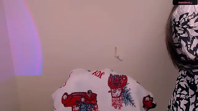 AlinaDoll  online show from April 22, 7:26 am