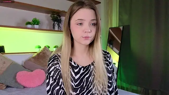 JeanToh online show from April 21, 3:07 pm