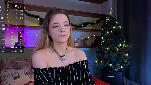 JeanToh online show from December 22, 4:18 pm