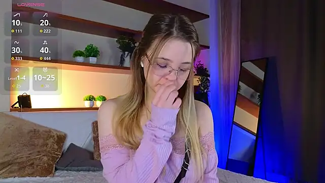 JeanToh online show from March 22, 3:13 pm