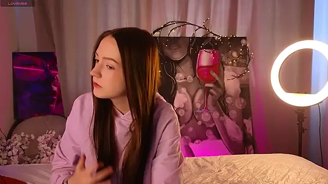 Snapshot of FrancesMason chatting on February 22, 7:55 am FrancesMason online show from February 22, 7:55 am