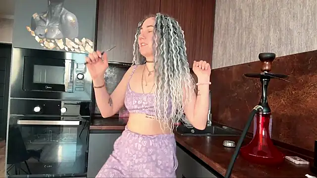 GeraldineStevenson online show from March 2, 2:02 pm