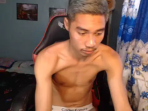 Snapshot of mrsexyteens chatting on February 7, 6:21 am mrsexyteens online show from February 7, 6:21 am