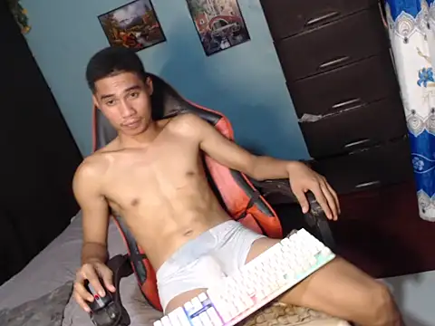 Snapshot of mrsexyteens chatting on January 10, 3:07 pm mrsexyteens online show from January 10, 3:07 pm