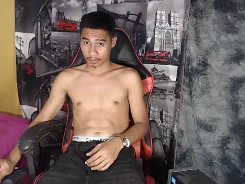 Snapshot of mrsexyteens chatting on April 21, 1:50 pm mrsexyteens online show from April 21, 1:50 pm