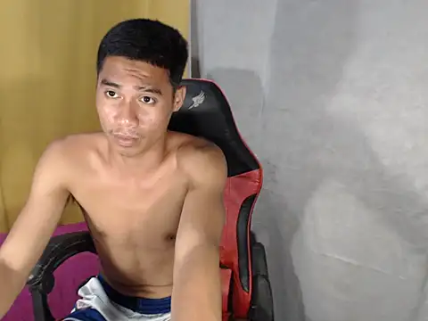Snapshot of mrsexyteens chatting on May 10, 12:42 pm mrsexyteens online show from May 10, 12:42 pm