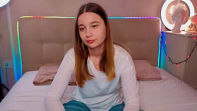 LauriePerez online show from December 22, 1:00 pm