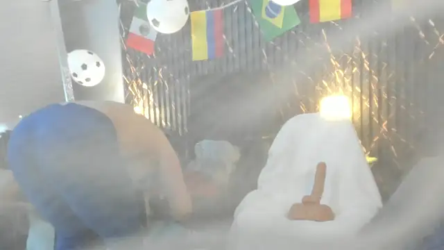 Snapshot of clara_heat chatting on July 16, 6:49 pm clara heat online show from July 16, 6:49 pm