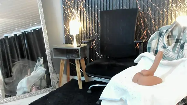 clara heat online show from June 2, 7:25 pm