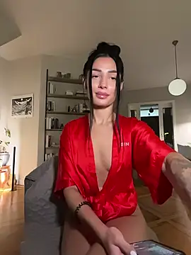 Snapshot of VickyM99 chatting on January 19, 10:52 am VickyM99 online show from January 19, 10:52 am