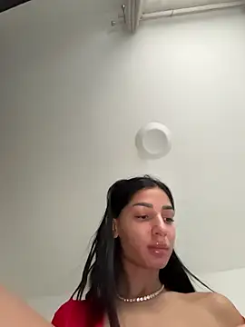 VickyM99 online show from December 15, 7:47 am