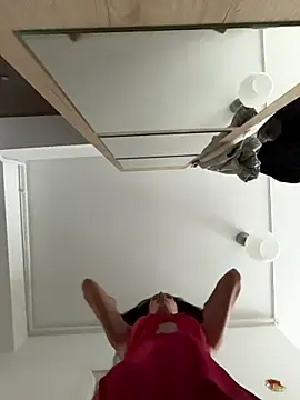 VickyM99 online show from December 19, 8:06 am