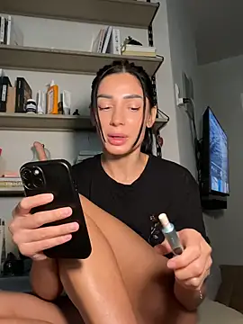 VickyM99 online show from February 24, 10:49 am