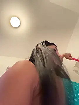 VickyM99 online show from November 8, 6:06 am