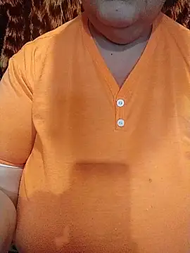 Snapshot of MyHoneyKira chatting on November 13, 11:03 am MyHoneyKira online show from November 13, 11:03 am