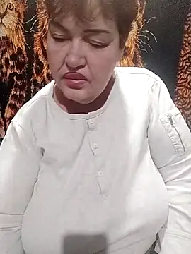 Snapshot of MyHoneyKira chatting on November 14, 3:43 am MyHoneyKira online show from November 14, 3:43 am