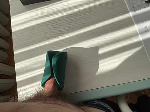 HairySamm online show from March 20, 2:18 pm