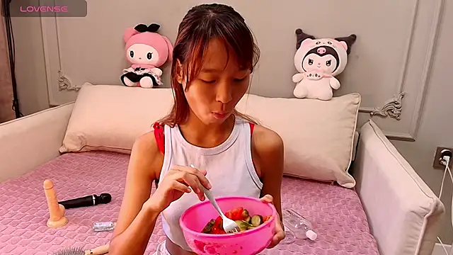 lihnpham online show from March 29, 3:30 am