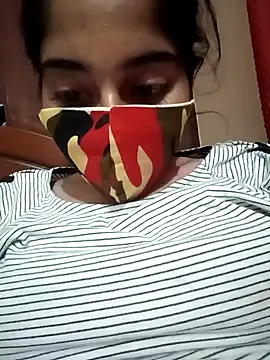 Snapshot of Tamil_White_Rose chatting on November 26, 5:57 pm Tamil White Rose online show from November 26, 5:57 pm